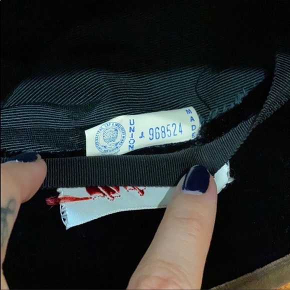 Vintage Betmar 1960’s mod velvet hat - Picture 5 of 5